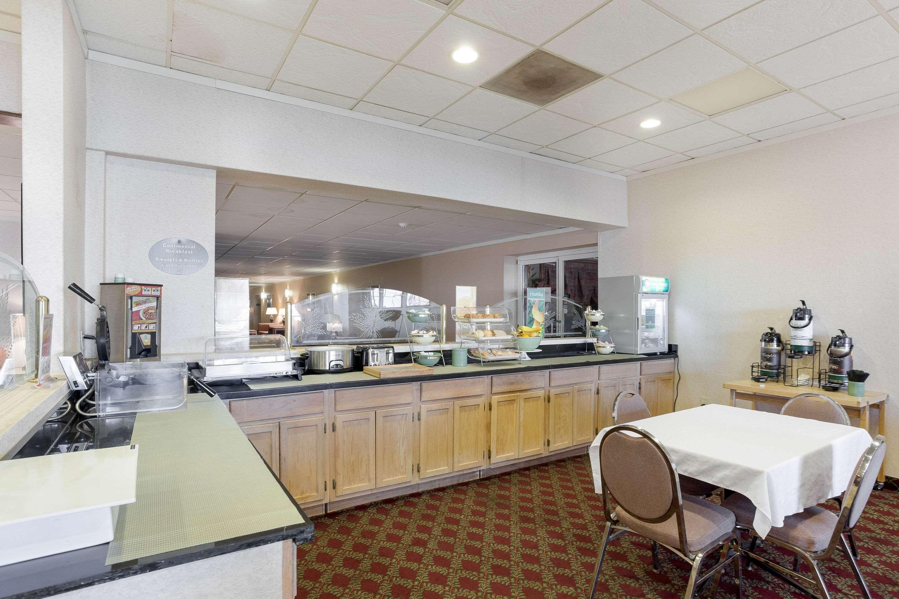 Paragould Quality Inn & Suites מראה חיצוני תמונה