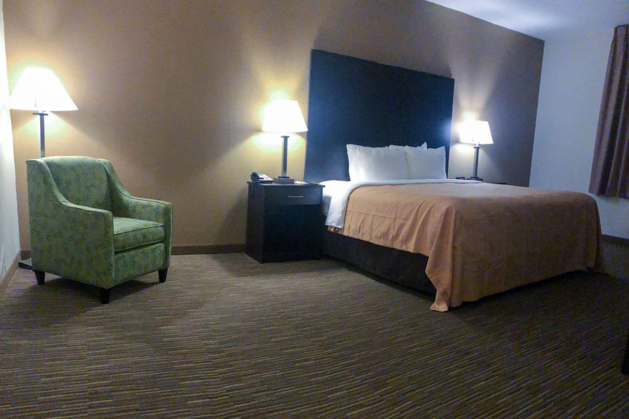 Paragould Quality Inn & Suites מראה חיצוני תמונה