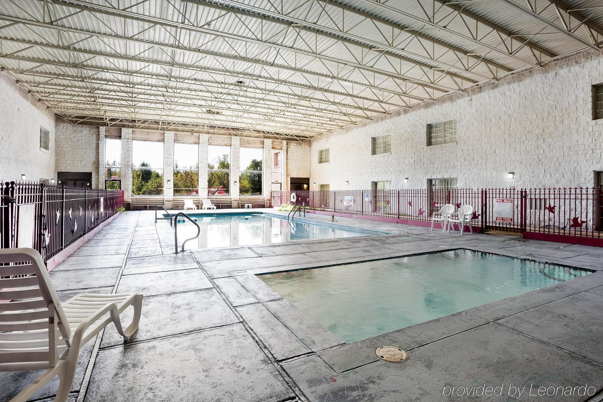 Paragould Quality Inn & Suites מראה חיצוני תמונה